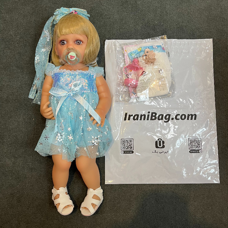 عروسک سیلیکونی وینیل واقعی ۲۲ اینچی(۵۵ سانتیمتر) با لباس آبی رنگ  و لوازم جانبی برای سن +۳ Image