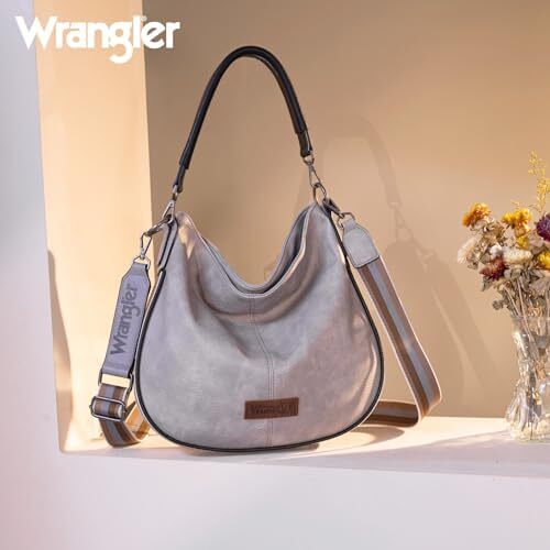 کیف های زنانه رانگلر هوبو کیف های شانه ای نواری نخی راه راه و کیف های دستی با بند Image