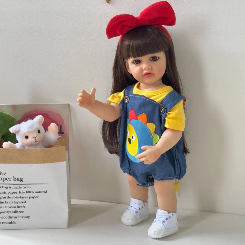 عروسک سیلیکونی وینیل واقعی ۲۱ اینچی(53 سانتیمتر) با لباس آبی و زرد رنگ  و لوازم جانبی برای سن +۳