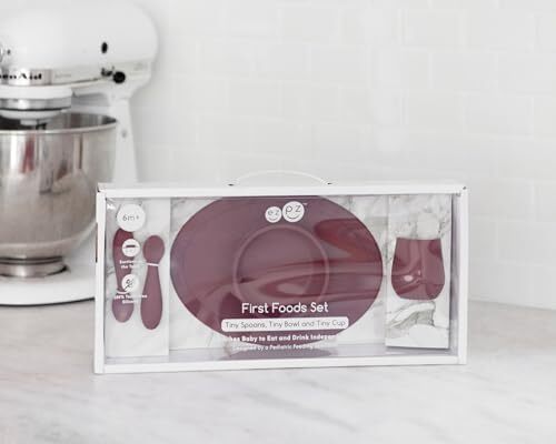 ست غذای اول ezpz (رنگ مایل به بنفش) - ست تغذیه نوزاد ۱۰۰% سیلیکونی با زیرپایی، لیوان آموزشی و قاشق برای غذای اول + روش تغذیه با هدایت نوزاد - مناسب برای ۴ ماه به بالا Image