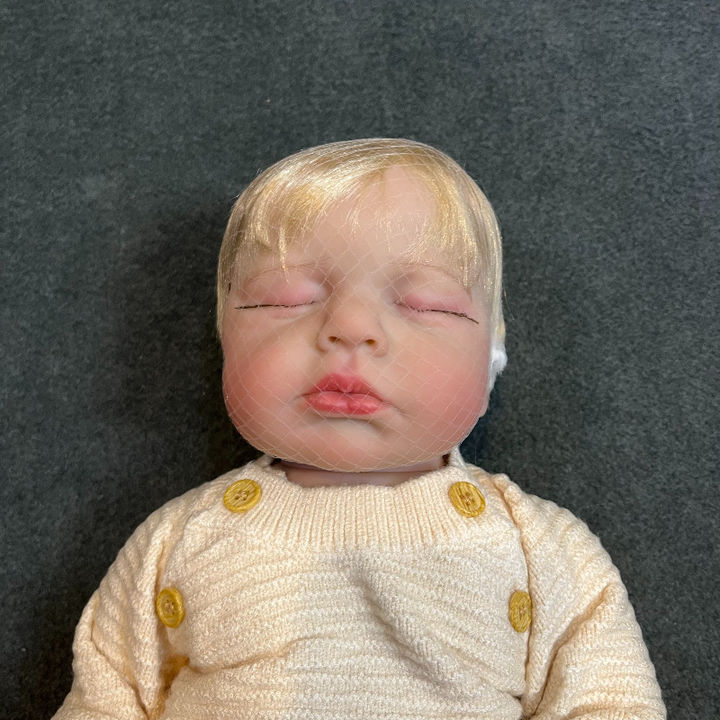 عروسک سیلیکونی نوزاد ریبورن reborn وینیل واقعی 17 اینچی(43 سانتیمتر)با لباس زرد رنگ و موهای زرد و لوازم جانبی برای سن +۳ Image