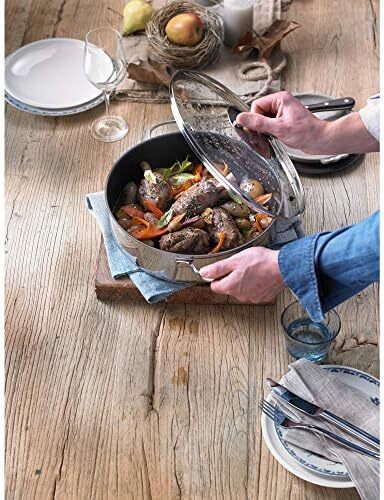 تابه سرخ‌کردنی WMF با قطر 28 سانتی‌متر و ظرف کاسرول القایی با درب 5.0 لیتری از استیل ضد زنگ کرومارگان، مقاوم در برابر حرارت و مناسب برای فر