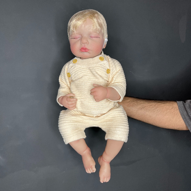 عروسک سیلیکونی نوزاد ریبورن reborn وینیل واقعی 17 اینچی(43 سانتیمتر)با لباس زرد رنگ و موهای زرد و لوازم جانبی برای سن +۳ Image