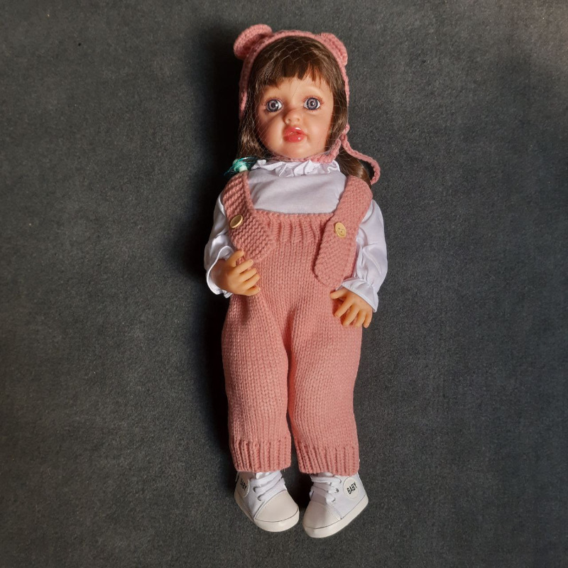 عروسک سیلیکونی وینیل واقعی ۲۲ اینچی(۵۵ سانتیمتر)با لباس کاموایی صورتی رنگ و به همراه لوازم جانبی برای سن +۳ reborn Image