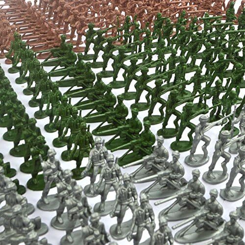 RAINBOW TOYFROG Army Men Play Bucket-Soldiers of WWII-Over 300 Piece Set Image