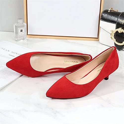 کفش‌های ژله‌ای ساحلی زنانه خیره‌کننده بر روی آپارتمان‌های باله نرم تابستانی کریستالی Image