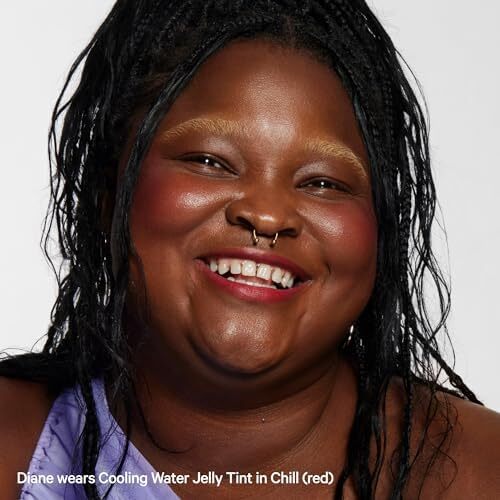 آرایش شیر آب خنک کننده رنگ ژله ای - لب شفاف + لکه گونه (سرد - قرمز). 17 اونس / 5 گرم Image