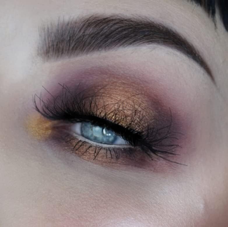 Makeup Revolution Makeup Revolution, پالت سایه چشم Reloaded, Fundamental, 15 Shades, 16.5 گرم Image