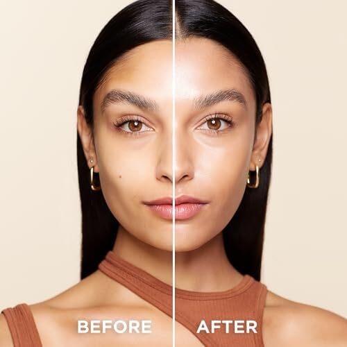 لوسیون تقویت کننده درخشندگی طبیعی L’Oréal Paris Makeup True Match Lumi Glotion، متوسط، 1.35 اونس Image