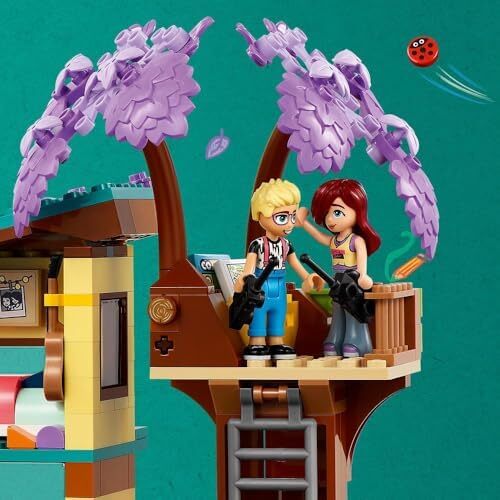 LEGO Friends Olly and Paisley's Family Houses، ست عروسک اسباب بازی برای دختران، پسران و کودکان 7 ساله به علاوه با شخصیت های عروسک کوچک، لوازم جانبی و اسباب بازی های حیوانات خانگی برای نقش بازی، هدایای تولد 42620 Image